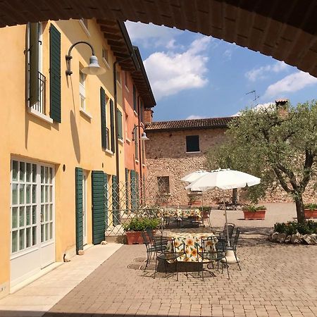Agriturismo Corte Salandini Hotell Ponti sul Mincio Exteriör bild