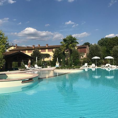 Agriturismo Corte Salandini Hotell Ponti sul Mincio Exteriör bild