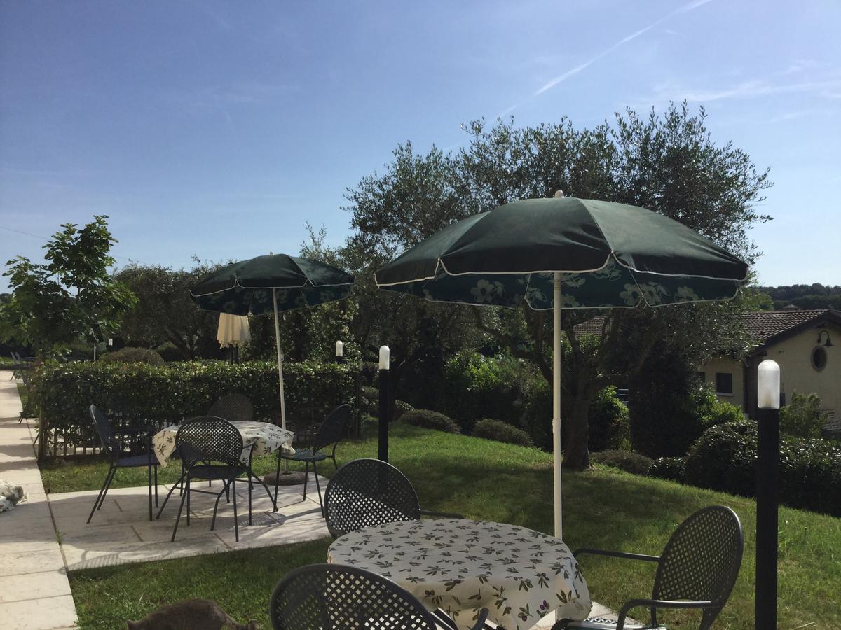 Agriturismo Corte Salandini Hotell Ponti sul Mincio Exteriör bild