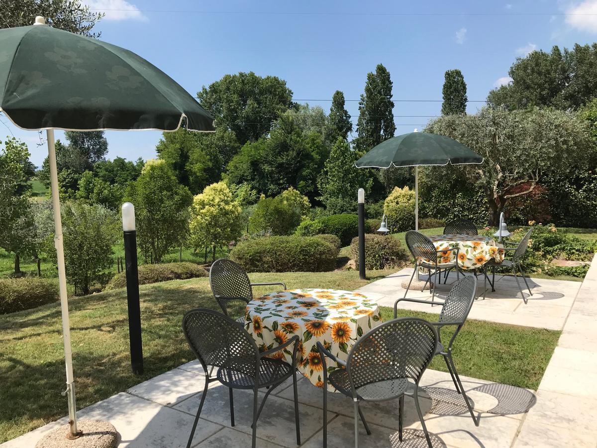 Agriturismo Corte Salandini Hotell Ponti sul Mincio Exteriör bild