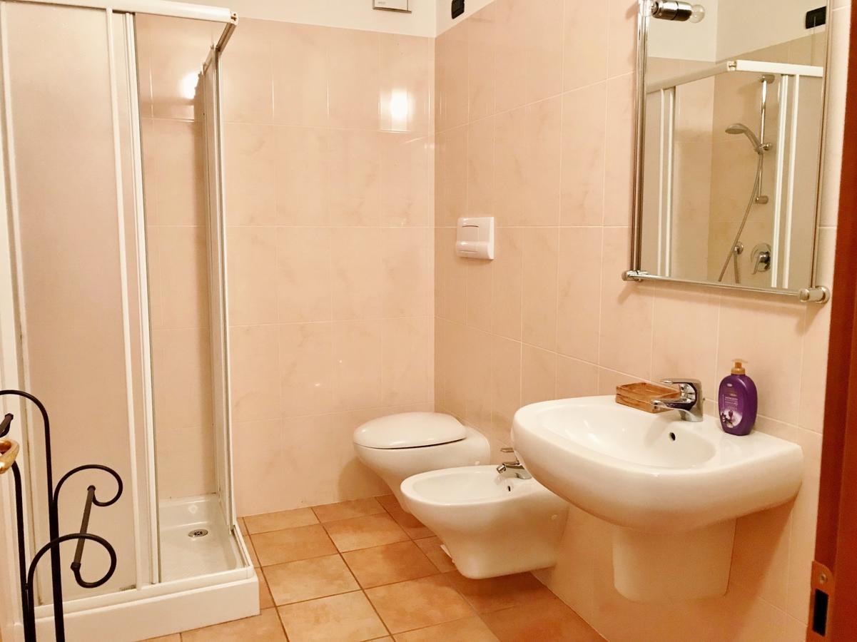 Agriturismo Corte Salandini Hotell Ponti sul Mincio Exteriör bild